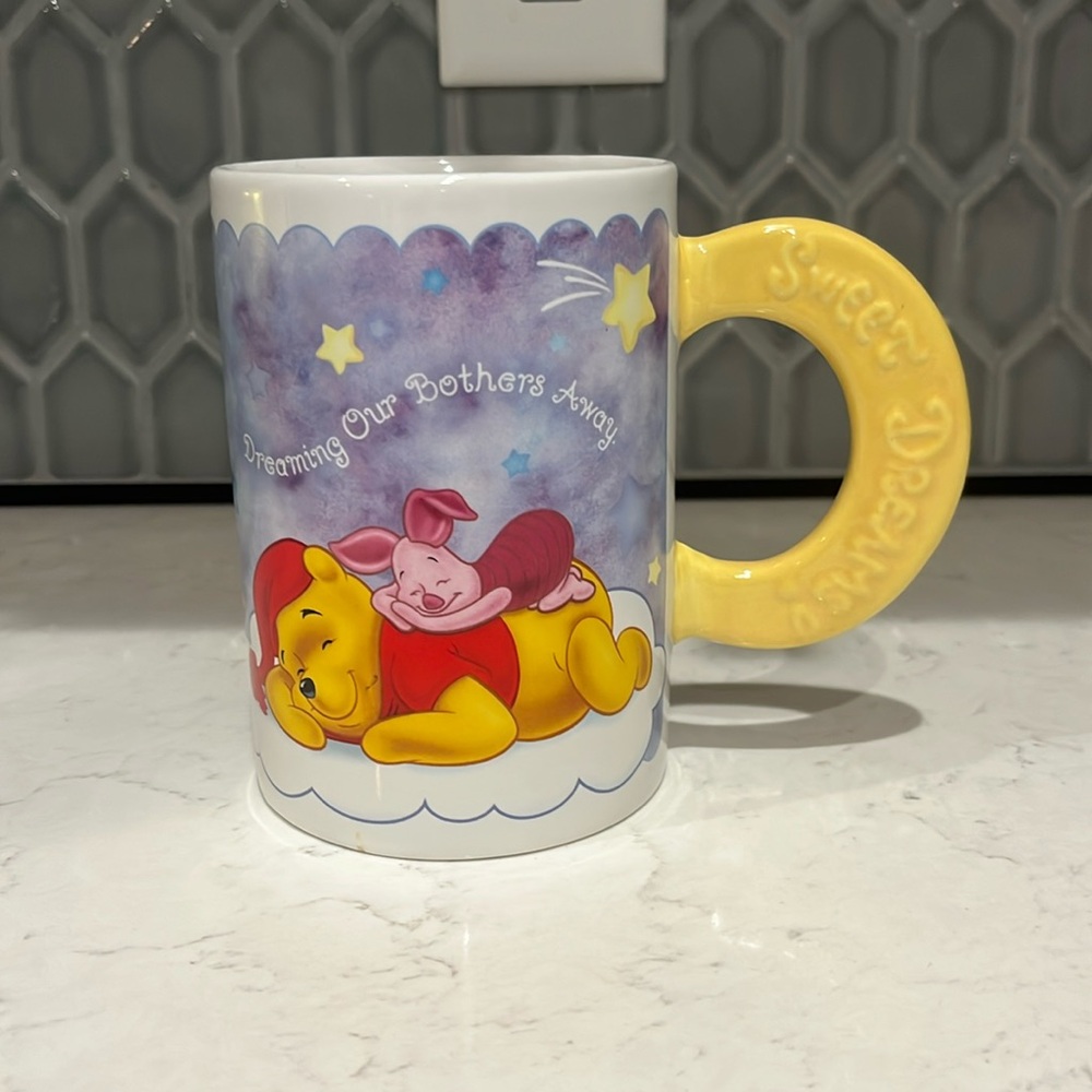 Disney Winnie The Pooh “Sweet Dreams” Mug